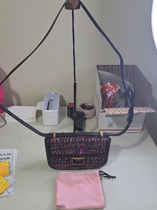 kate spade Handbags - kate spade black & pink tweed crossbody bag